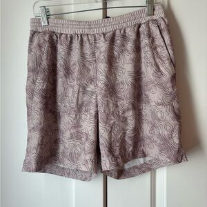 Men's Athletic Shorts in Gray Pattern